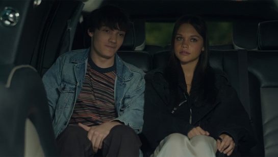 Кадр из 2 серии 2 сезона сериала «Друзья и соседи»